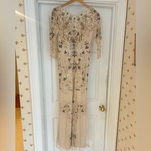 Beautiful sequins dress mother of the groom worn once